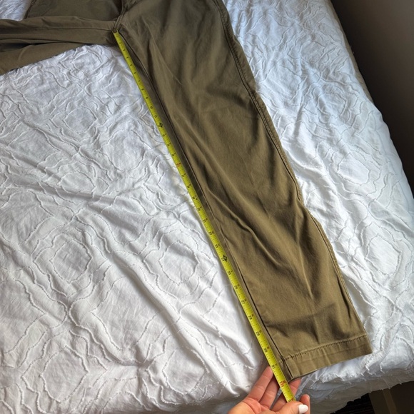 Levi's Tan XX Chinos Khaki WaterLess Standard Taper Pants - Picture 4 of 10